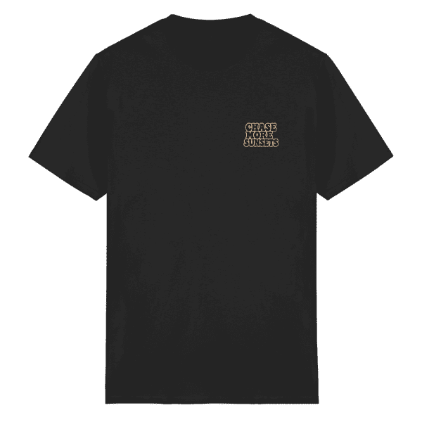 front-heavy-cotton-t-shirt-black-525-449a-1000x.png „Chase More Sunsets“