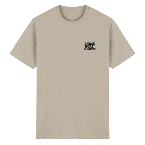 front-heavy-cotton-t-shirt-sand-525-449a-1000x.png „Chase More Sunsets“